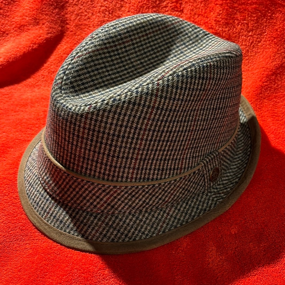 Penguin Original Tweed hat.